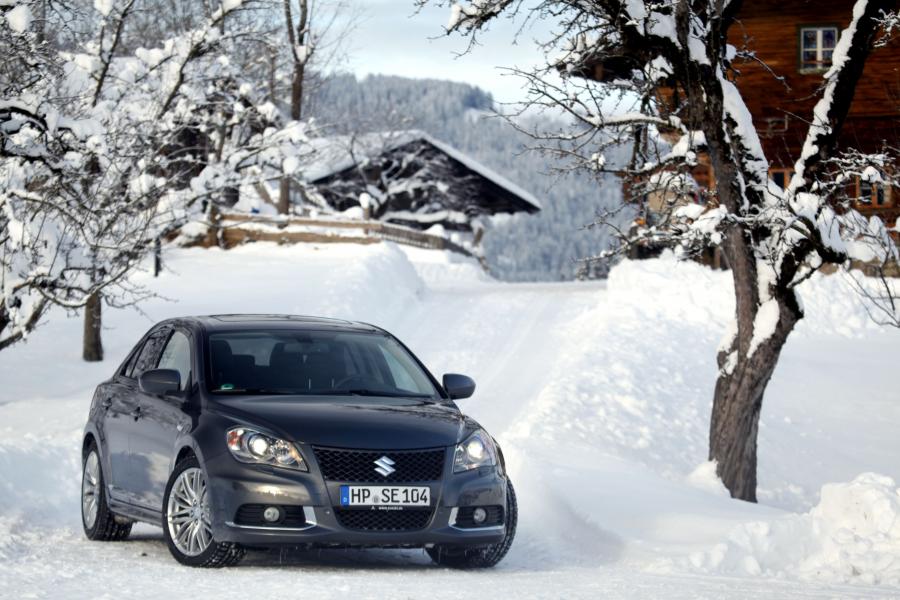 Suzuki Kizashi Sport 4x4 2011 года  (фото 15 из 22)
